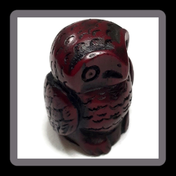 Small resin owl statue ~ 1.5 inches tall - Picture 2 of 7